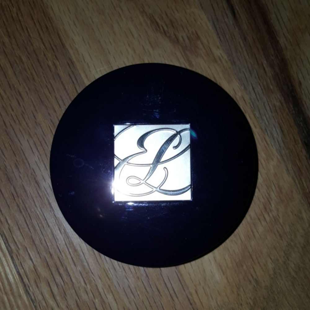 Estee Lauder Double Wear Powder Foundation